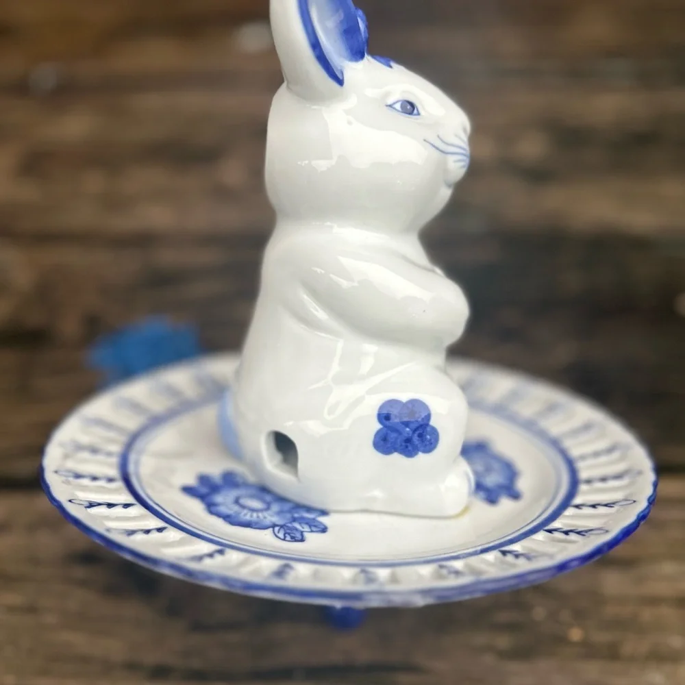 Rare and Unique Blue & White Porcelain Bunny Rabbit Bird Feeder